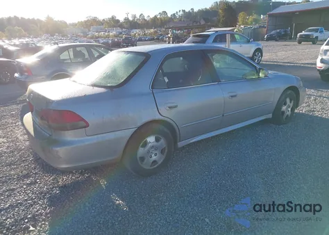 2002 Honda Accord 3.0 Ex из США, поврежденный, VIN 1HGCG16582A078395